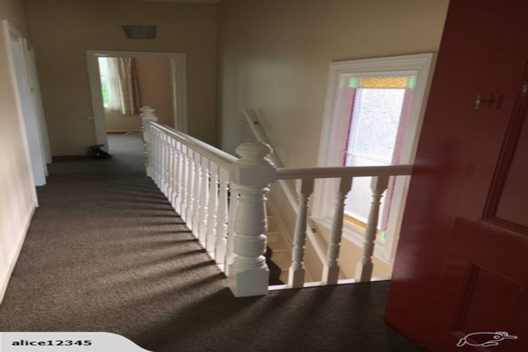 Photo of property in 2/14 Matai Road, Hataitai, Wellington, 6021