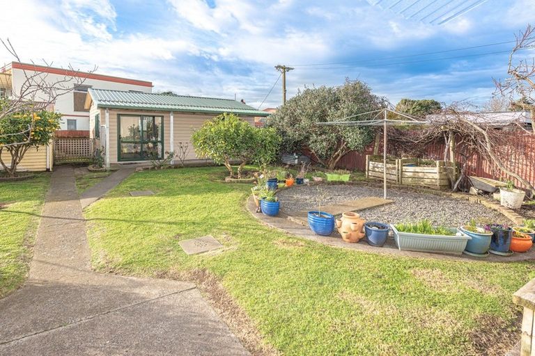 Photo of property in 56 Fitzherbert Avenue, Tawhero, Whanganui, 4501