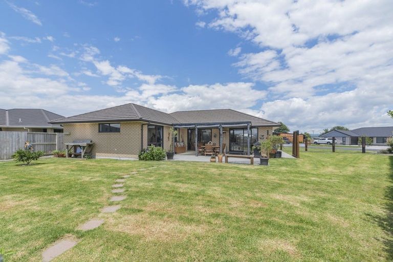 Photo of property in 20 Costello Drive, Ngatea, 3503