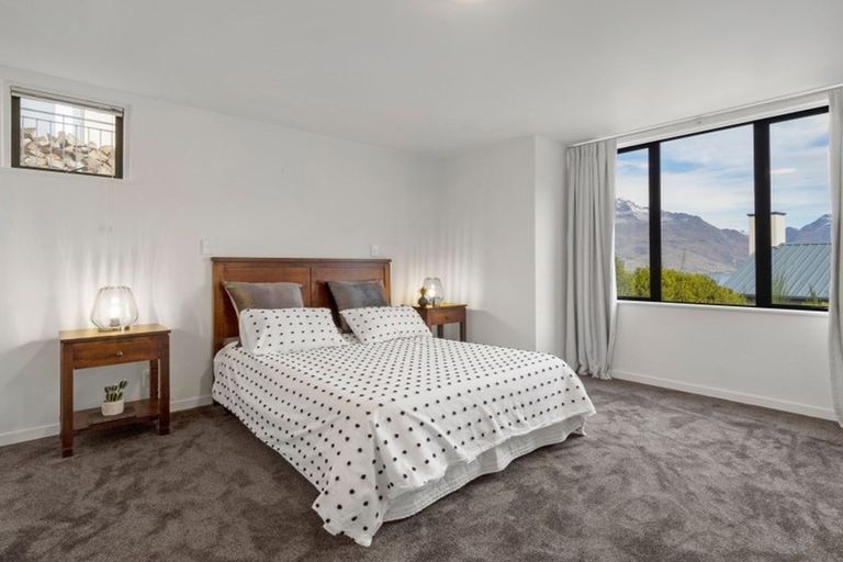 Photo of property in 56a Belfast Terrace, Queenstown, 9300