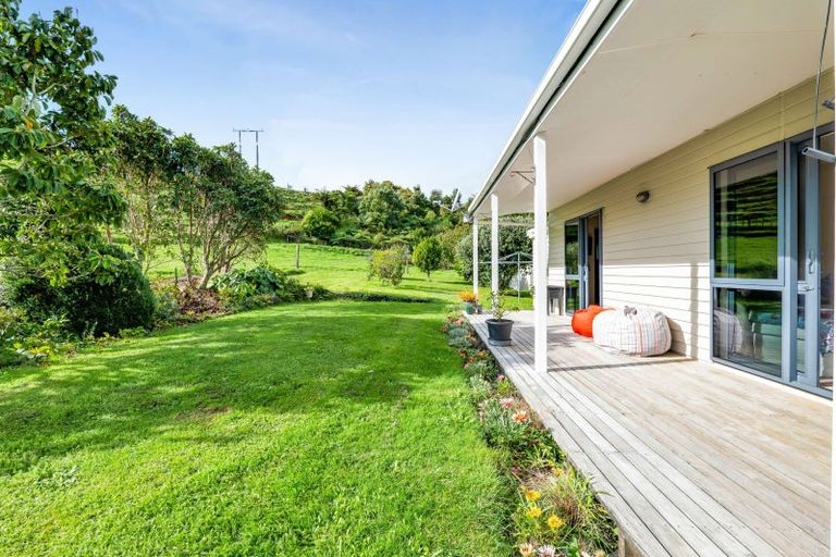 Photo of property in 529 Frankley Road, Hurworth, New Plymouth, 4371