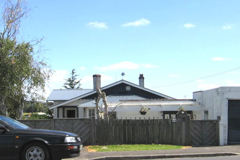 Photo of property in 124c Birkenhead Avenue, Birkenhead, Auckland, 0626