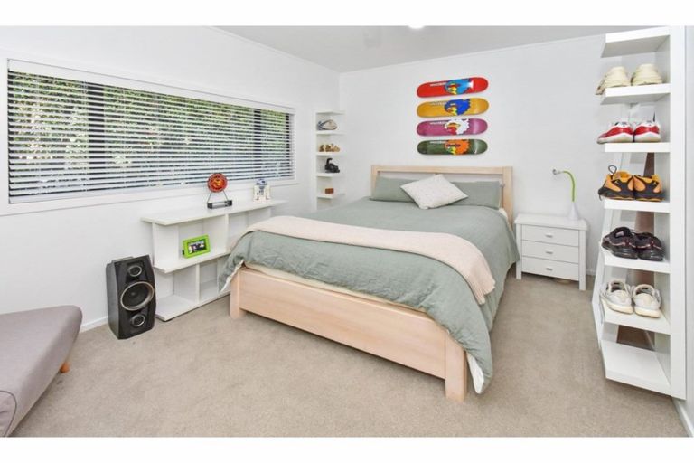 Photo of property in 21 Del Mar Court, Shamrock Park, Auckland, 2016