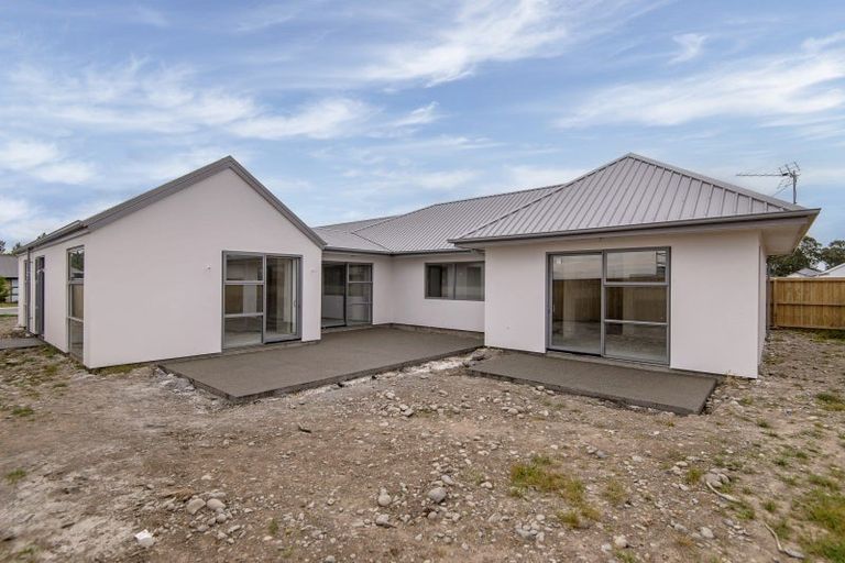 Photo of property in 6 Dynes Road, Rolleston, 7615