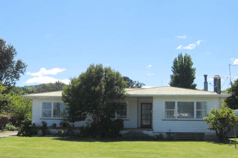 Photo of property in 52 Owen Road, Outer Kaiti, Gisborne, 4010
