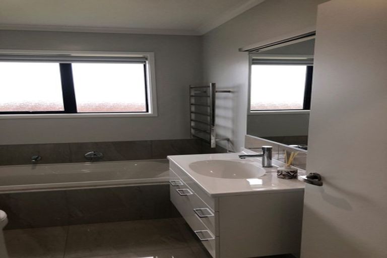 Photo of property in 20 Asheridge Place, Wigram, Christchurch, 8025