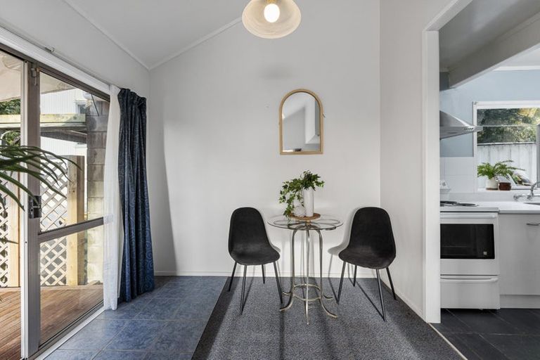 Photo of property in 1/116 Prince Regent Drive, Half Moon Bay, Auckland, 2012