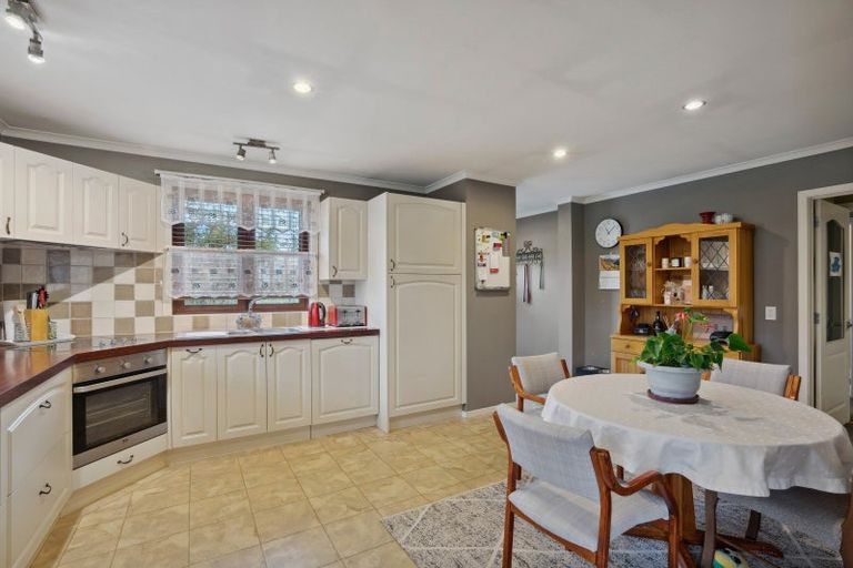 Photo of property in 24 Hewson Crescent, Lake Hawea, Wanaka, 9382