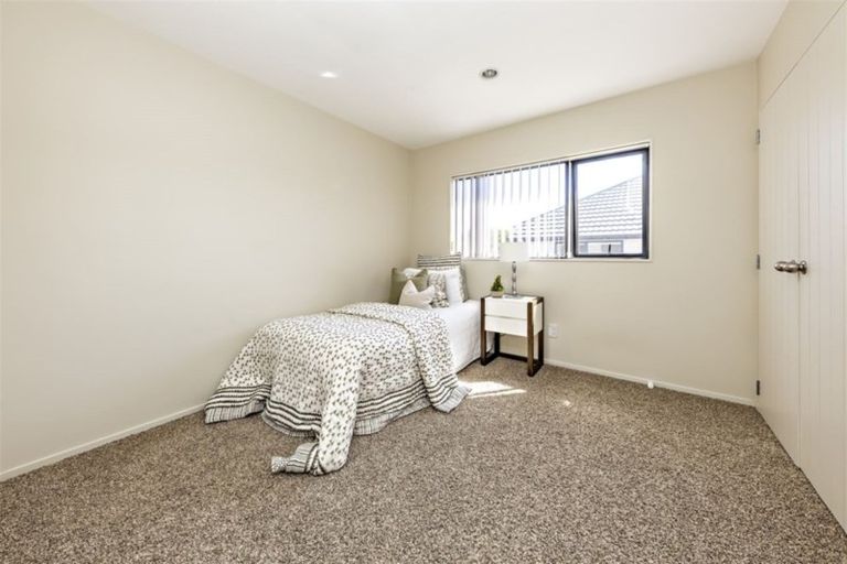 Photo of property in 21 Hansen Place, Takanini, 2112