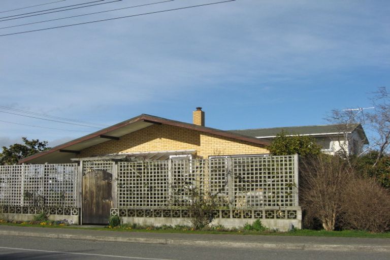 Photo of property in 27 Meldrum Street, Winton, 9720