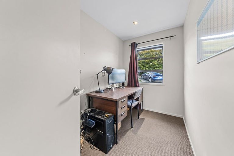 Photo of property in 14e Maple Crescent, Whalers Gate, New Plymouth, 4310