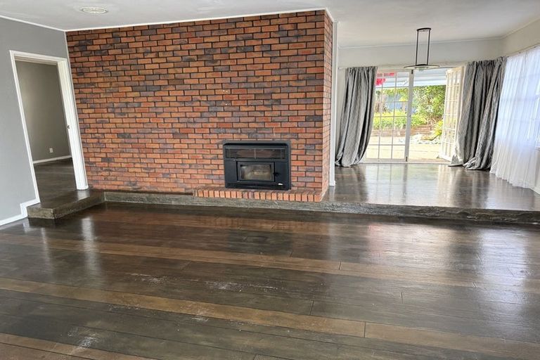 Photo of property in 18 Roysfield Lane, Sunnyhills, Auckland, 2010