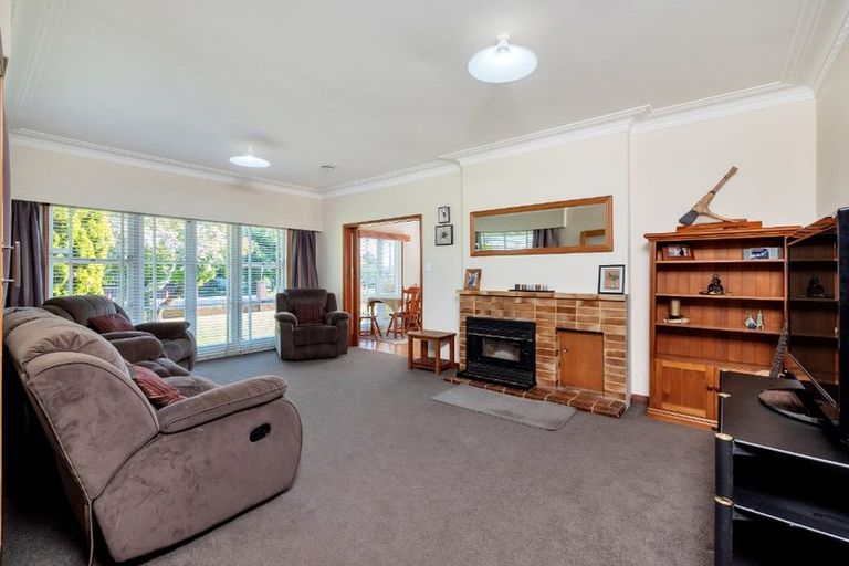 Photo of property in 69 Willis Road, Papakura, 2110