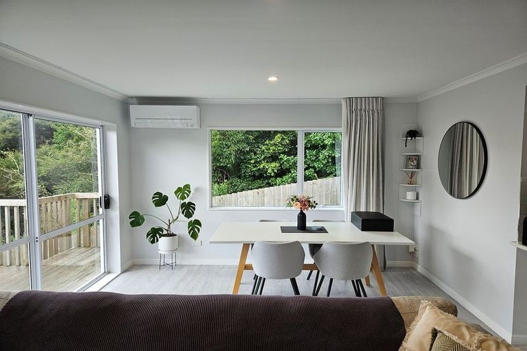 Photo of property in 19a Viridian Lane, Greenhithe, Auckland, 0632