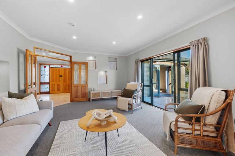 Photo of property in 128 Lake Terrace Road, Burwood, Christchurch, 8061