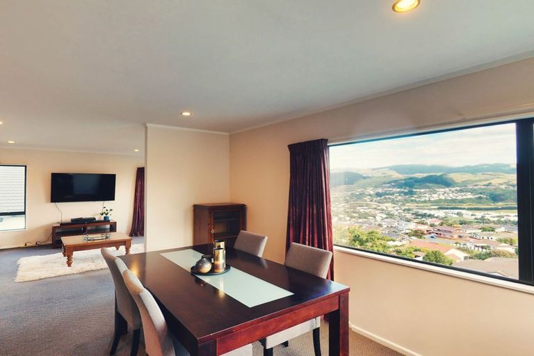 Photo of property in 13 Chastudon Place, Tawa, Wellington, 5028