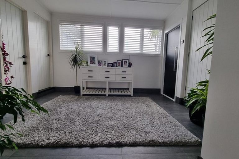 Photo of property in 1/7 Opua Street, Belmont, Auckland, 0622