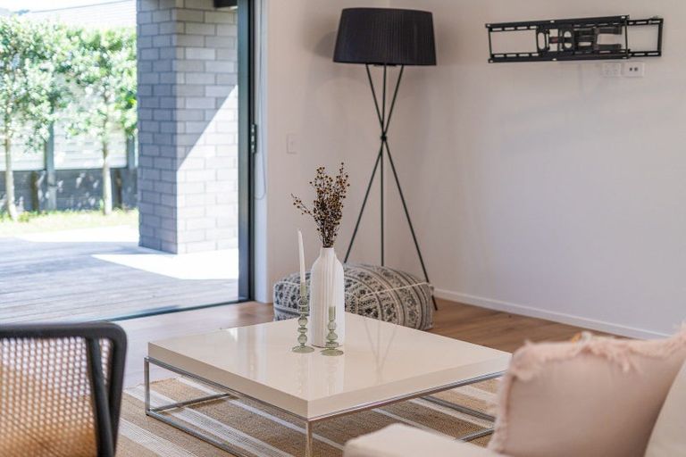 Photo of property in 18 Awatea Drive, Whitianga, 3510