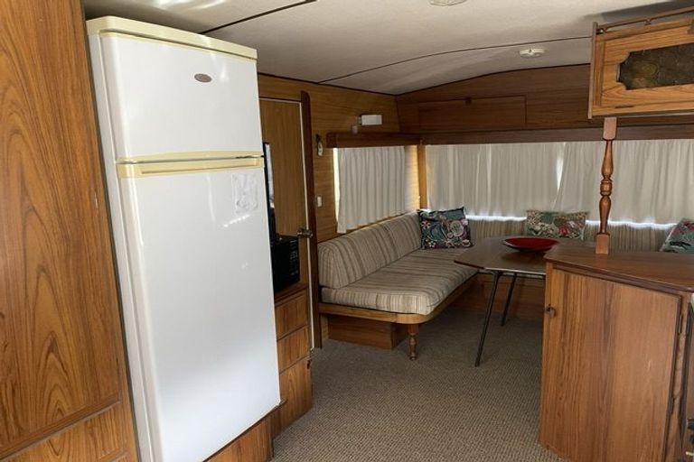 Photo of property in 39 Maunganui Road, Mount Maunganui, 3116