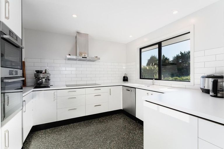 Photo of property in 47 Tunnel Beach Road, Blackhead, Dunedin, 9076