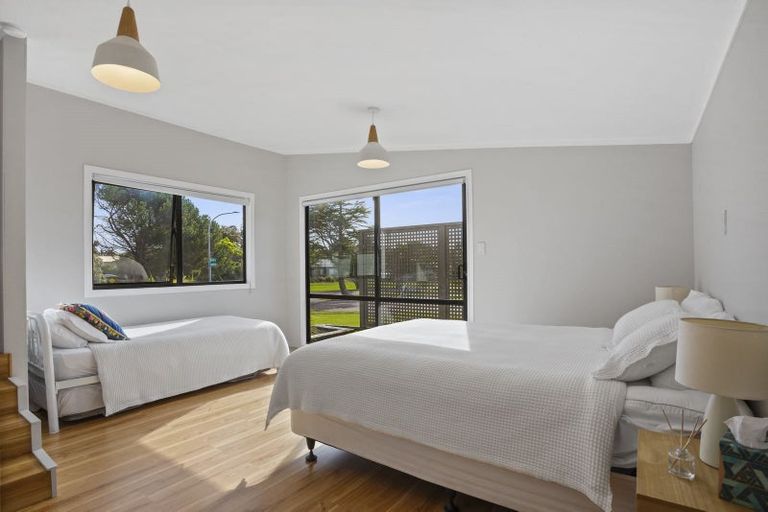 Photo of property in 210 Vista Paku, Pauanui, Hikuai, 3579