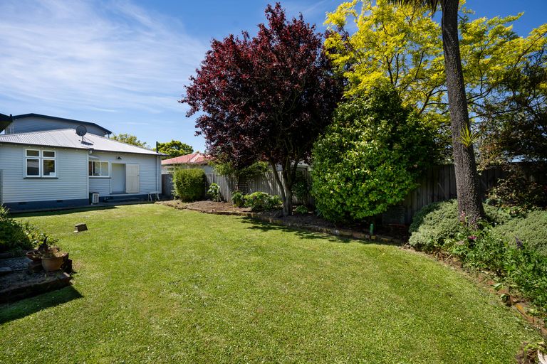 Photo of property in 14 Roxburgh Street, Sydenham, Christchurch, 8023