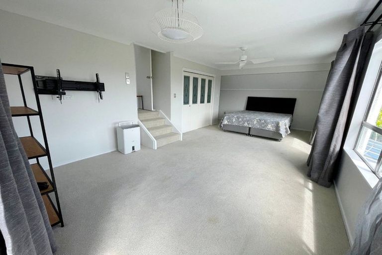 Photo of property in 3/90 Aberdeen Road, Campbells Bay, Auckland, 0620
