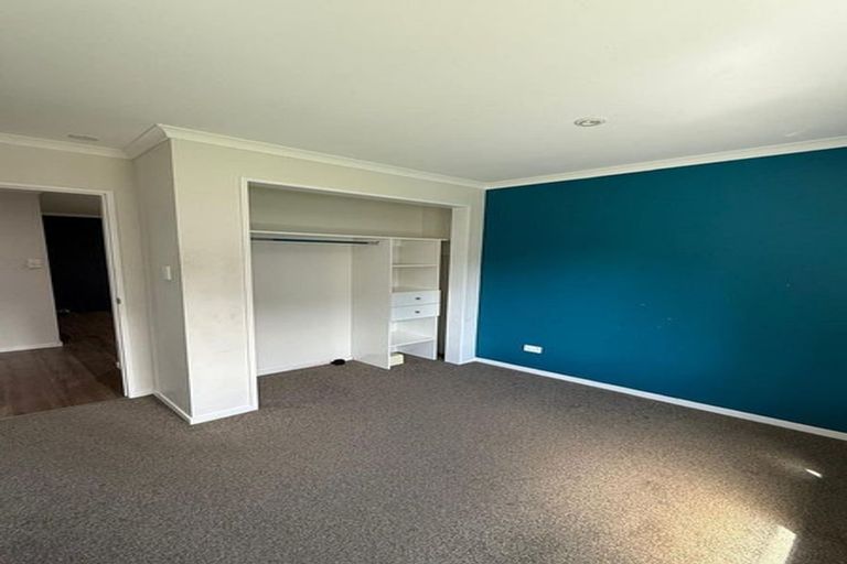 Photo of property in 53 Pomaria Road, Henderson, Auckland, 0610