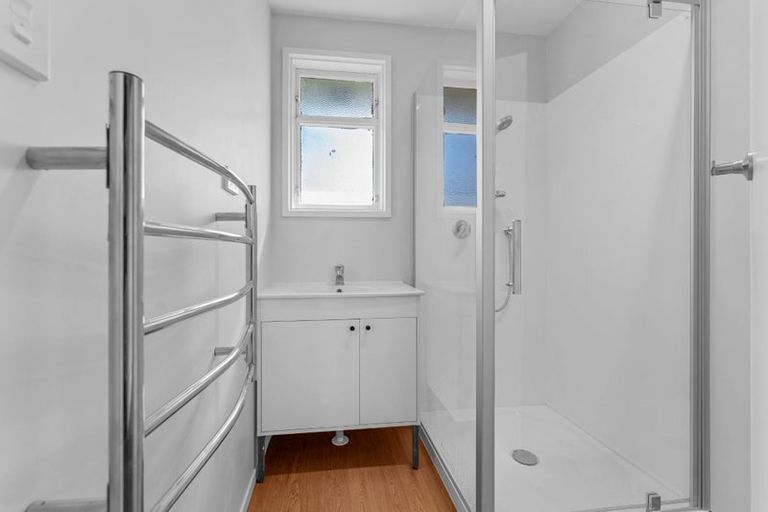 Photo of property in 54 Chelburn Crescent, Mangere East, Auckland, 2024