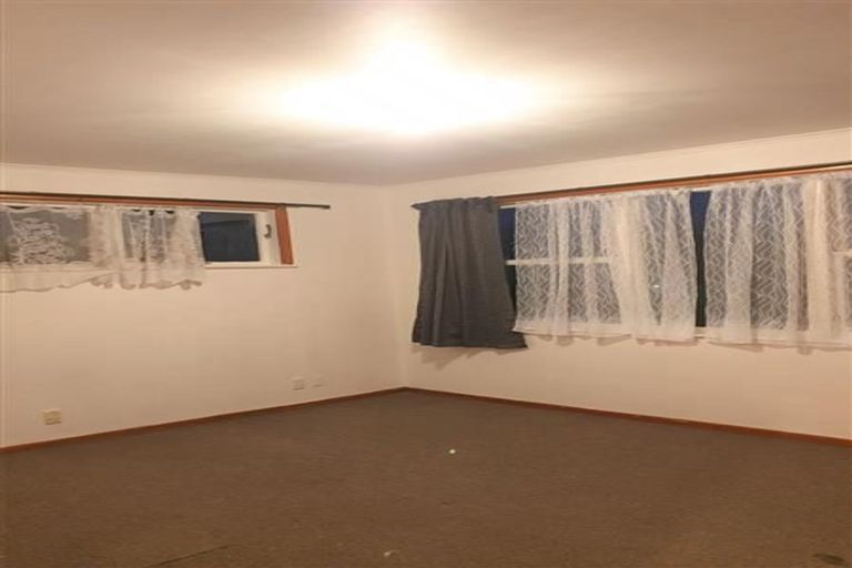 Photo of property in 18 Rimu Street, New Lynn, Auckland, 0600
