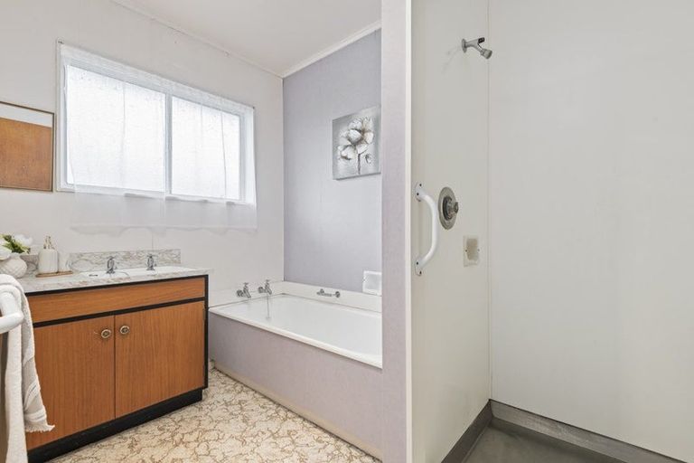 Photo of property in 4/150 Albert Street, Terrace End, Palmerston North, 4410