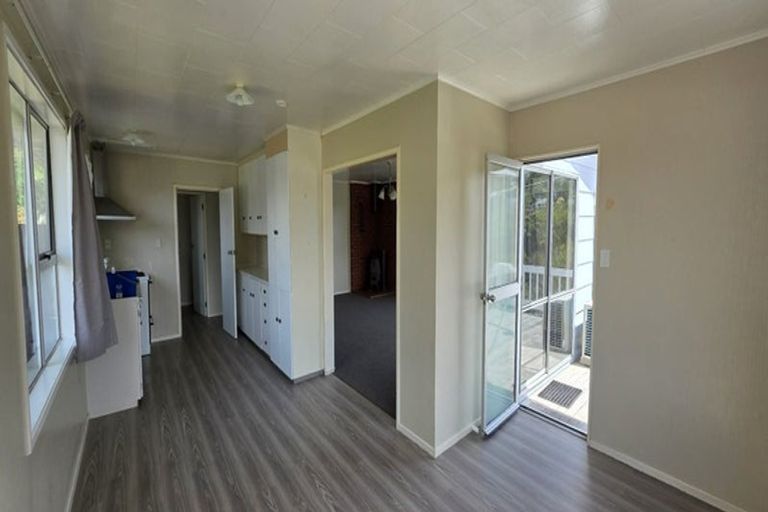 Photo of property in 13 Parris Street, Moturoa, New Plymouth, 4310