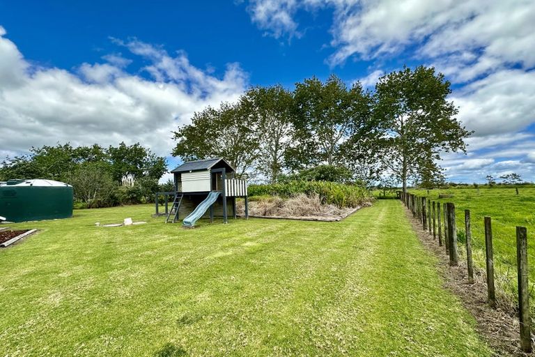 Photo of property in 365 Kumi Road, Awanui, 0486