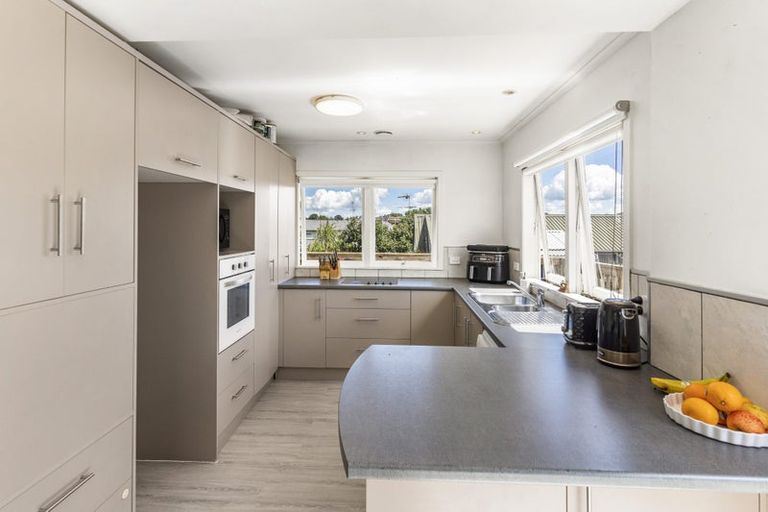 Photo of property in 39a Baird Street, Howick, Auckland, 2014