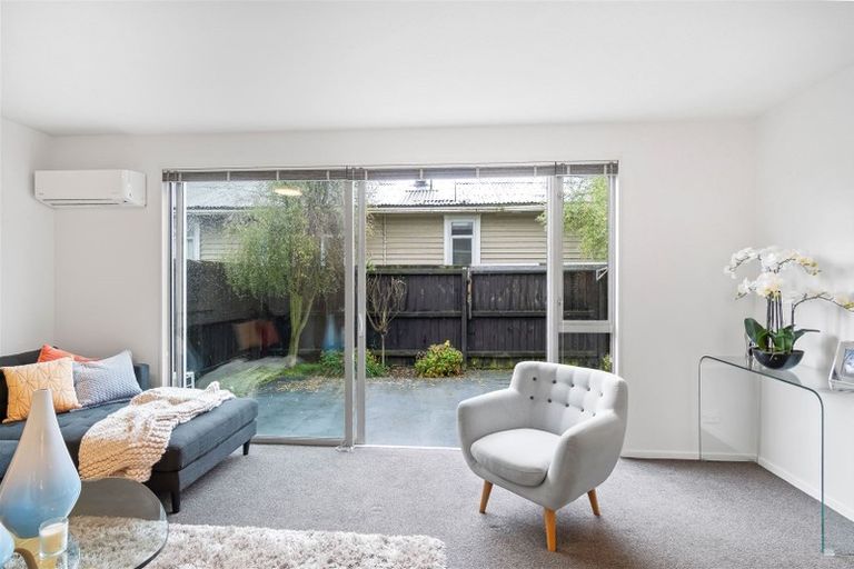 Photo of property in 2/670 Ferry Road, Woolston, Christchurch, 8023