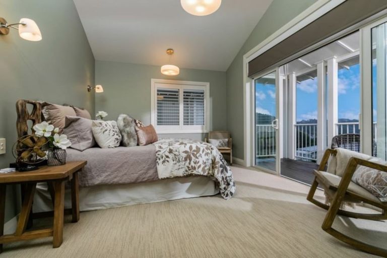 Photo of property in 15 Landmark Terrace, Orewa, 0931