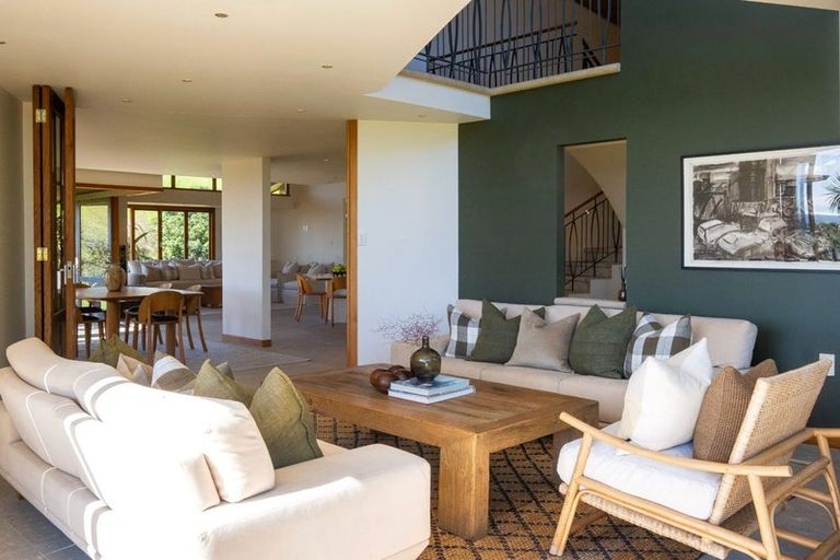 Photo of property in 378 Durham Drive, Havelock North, 4130