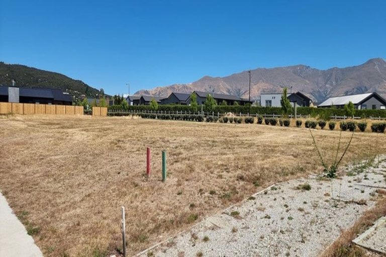 Photo of property in 55 Pounamu Avenue, Albert Town, Wanaka, 9305