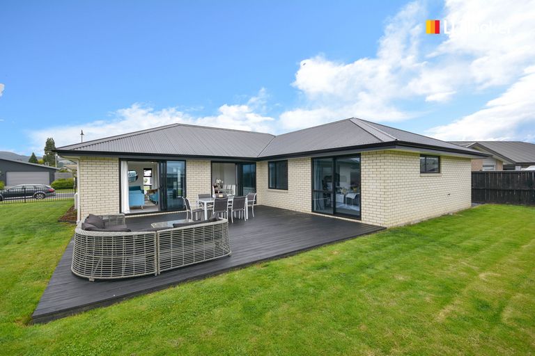 Photo of property in 3 Dundee Road, Mosgiel, 9024
