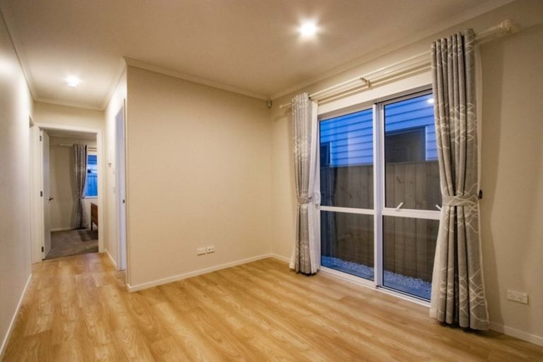 Photo of property in 24 Hikuawa Road, Flat Bush, Auckland, 2019