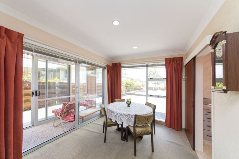 Photo of property in 29b Raglan Avenue, Cloverlea, Palmerston North, 4412