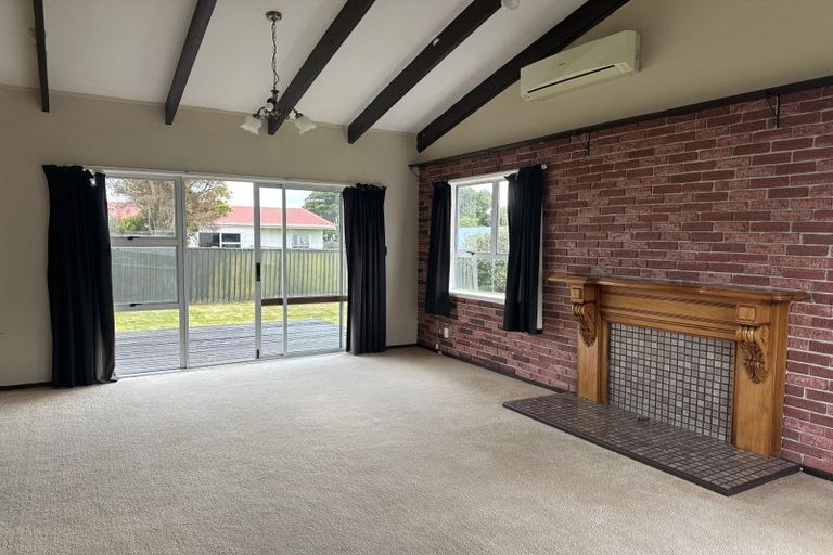 Photo of property in 40 Fairfield Road, Hawera, 4610