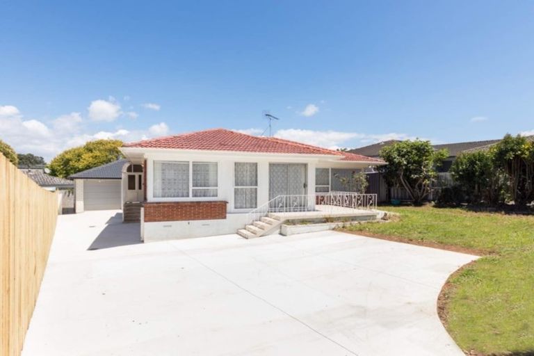 Photo of property in 4 Wells Road, Bucklands Beach, Auckland, 2012