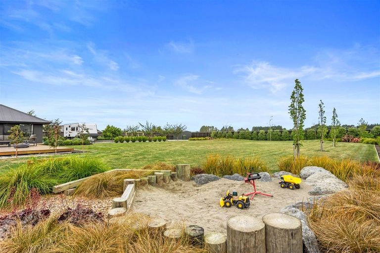 Photo of property in 77 Kingsdowne Drive, West Melton, 7618