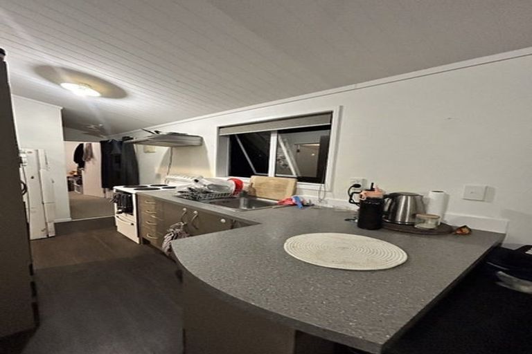 Photo of property in 11 Garth Place, Manurewa, Auckland, 2102