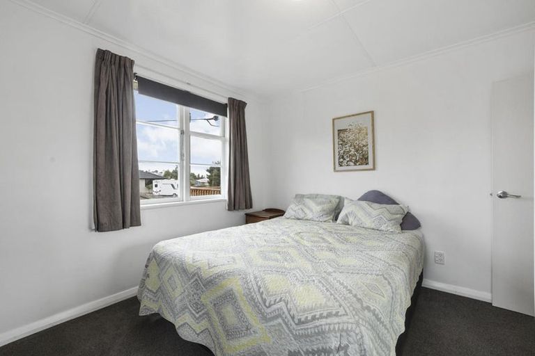 Photo of property in 10 Okoroire Street, Tirau, 3410