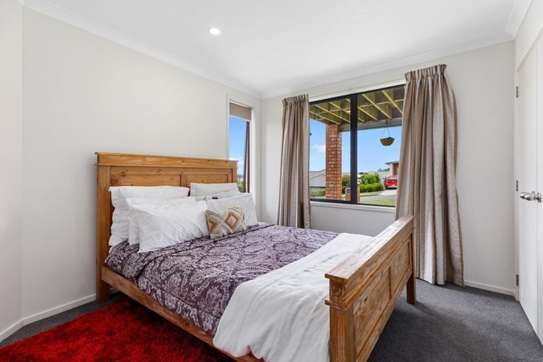 Photo of property in 49 Orion Drive, Welcome Bay, Tauranga, 3112