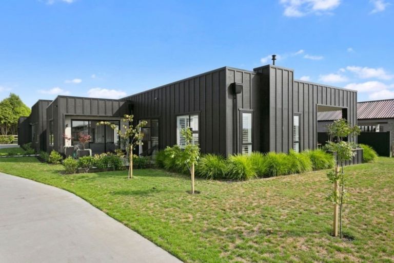 Photo of property in 3 Alan Livingston Drive, Cambridge, 3434