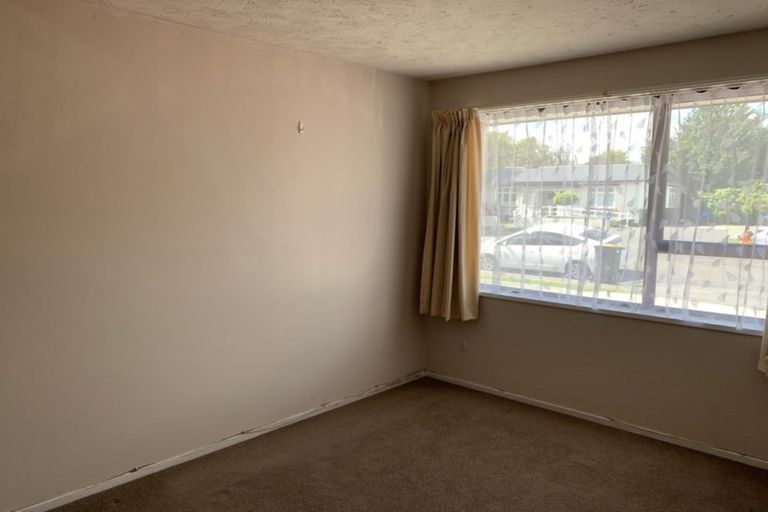 Photo of property in 2/107 Matipo Street, Riccarton, Christchurch, 8041