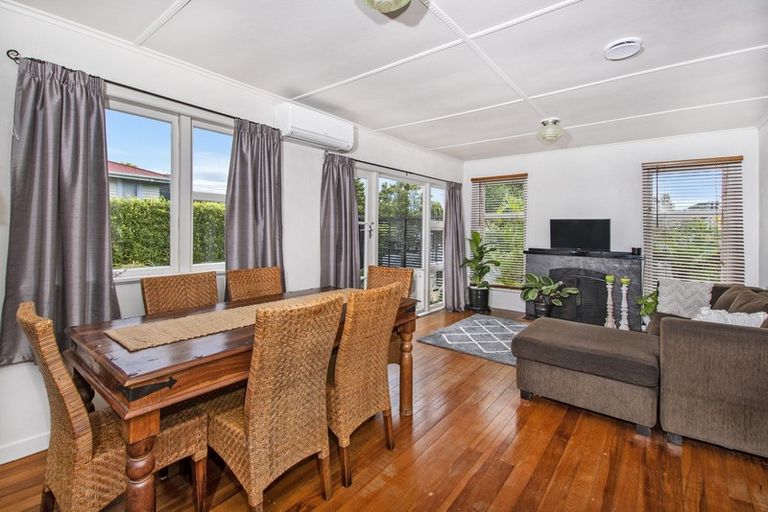 Photo of property in 21 Station Road, Te Kamo, Whangarei, 0112